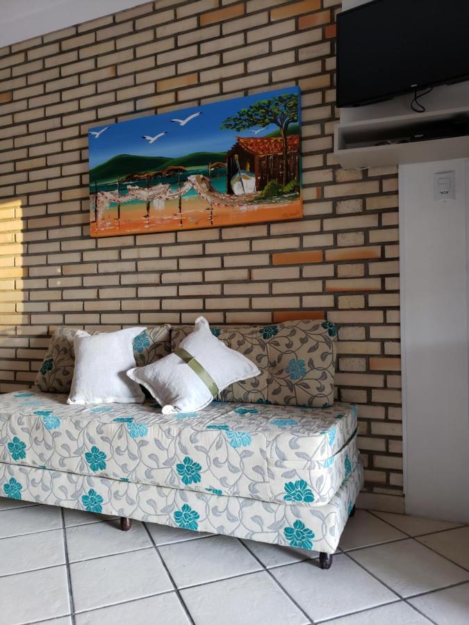Готель Residencial Costumes Brasileiras Бомбіняс Екстер'єр фото